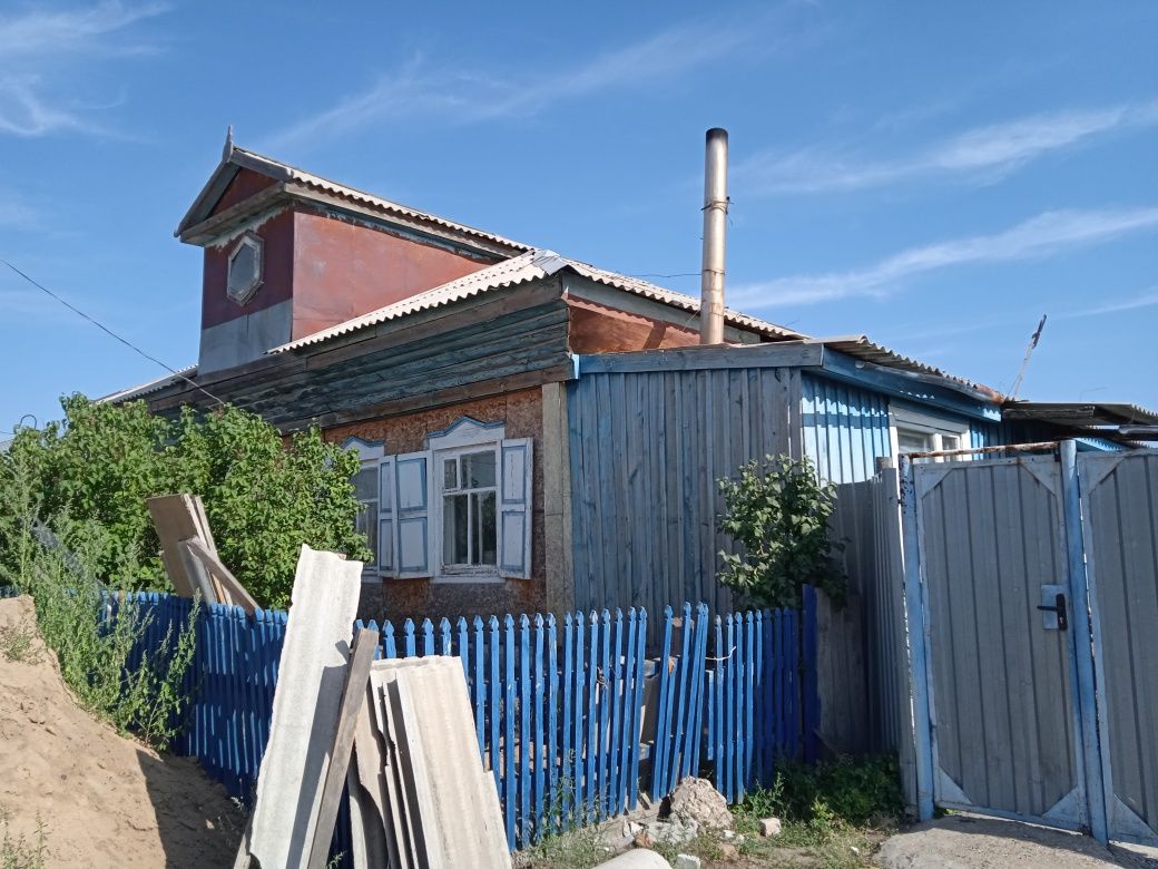 Продам большой ДОМ, бревенчатый добротный ДОМ, срочно!
