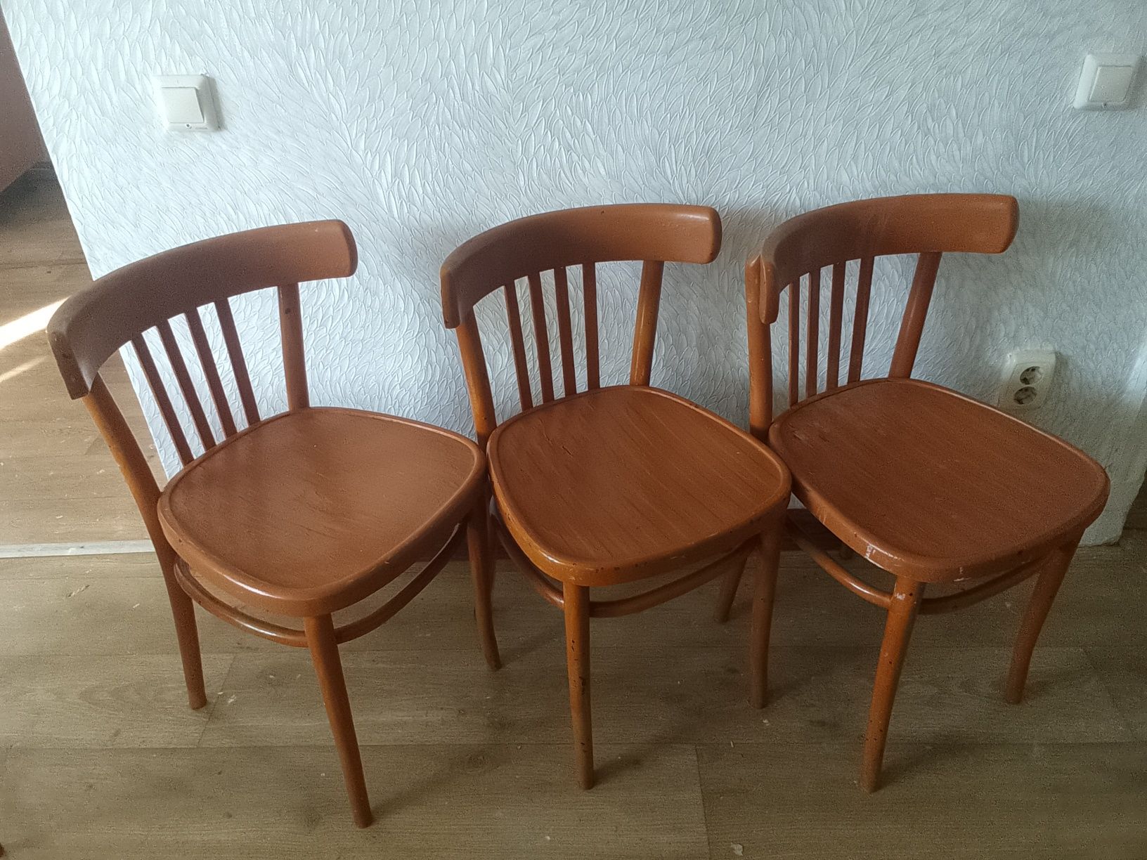 Продам стулья 3шт
