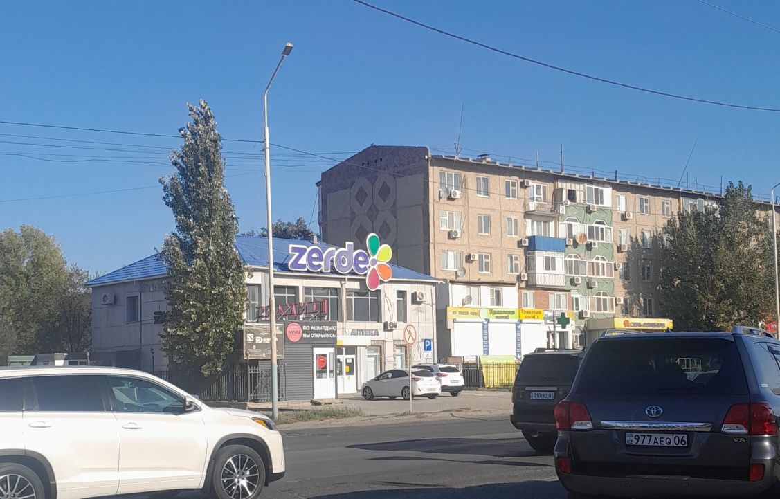 Сдаётся 1ком квартира на 1этаже, в 5этажном доме, Напротив рынка Кокте