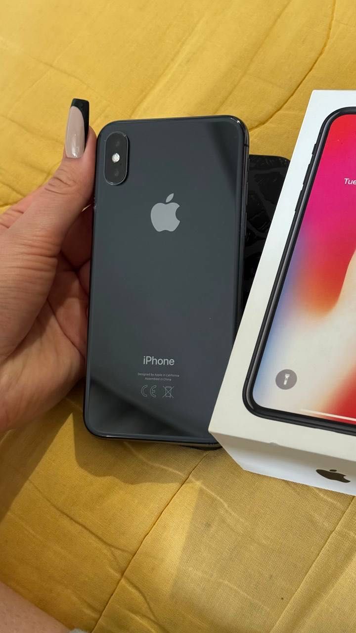 iPhone X 256 ГБ, б/у