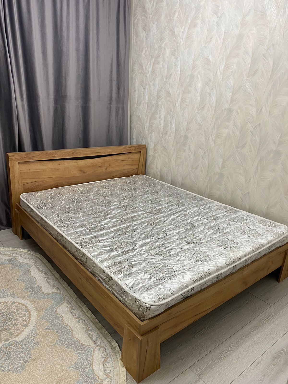 Продам спальный кроват