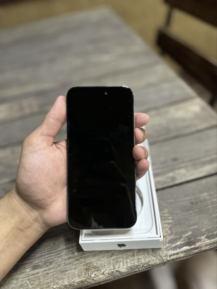 Айфон 14 pro емкасть 88 256гб
