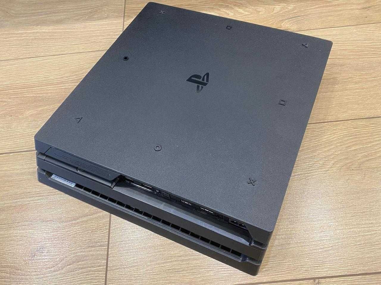 PS4 Pro 2 Геймпада Около 50 Игр