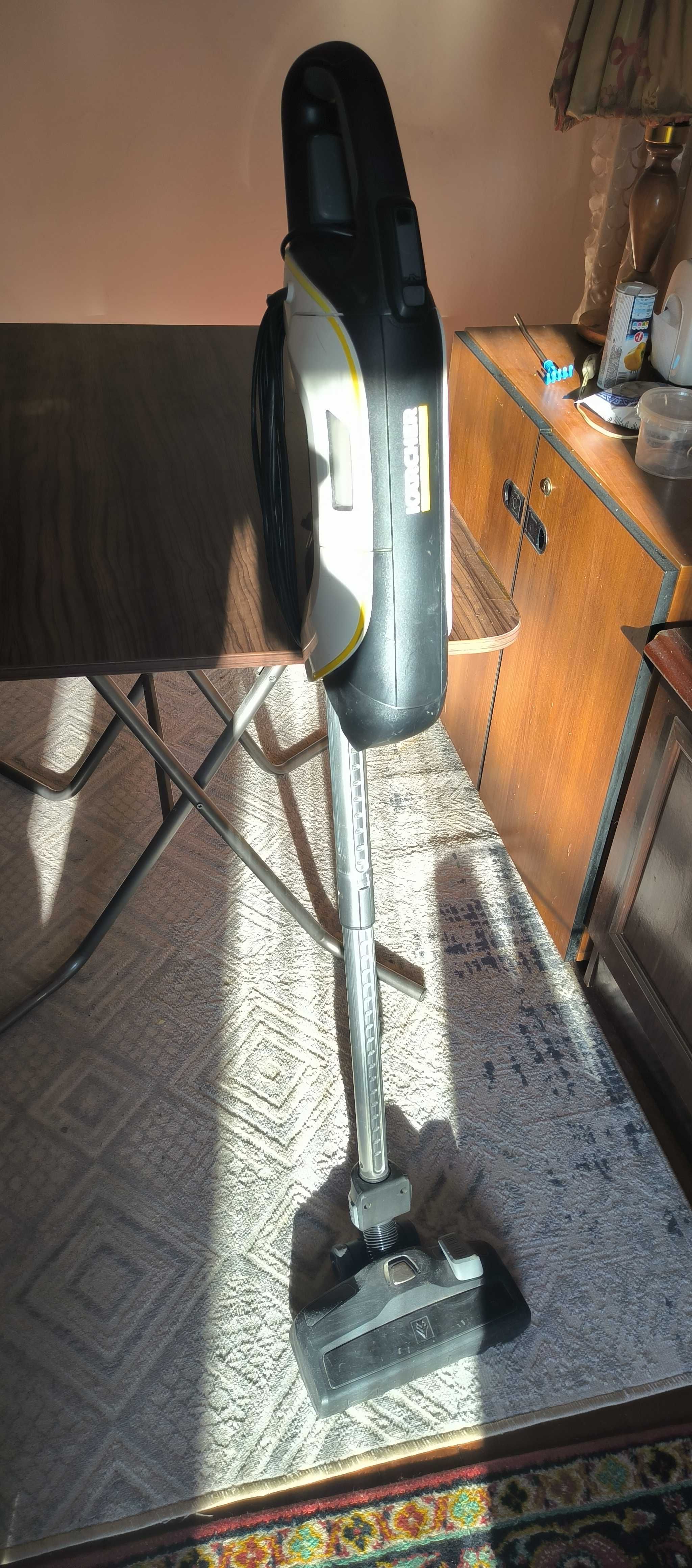 Продам Пылесос KARCHER