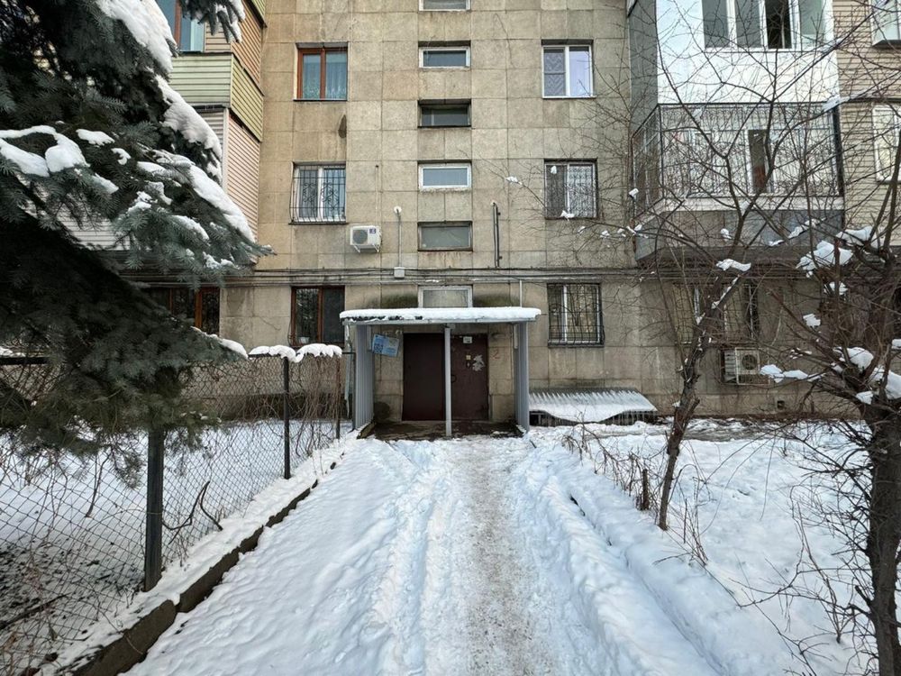 2-х ком в кирпичном доме на Жарокова Сатпаева