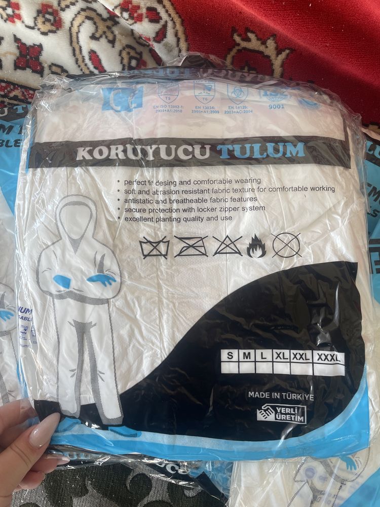 Продам защитные костюмы
