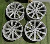 Продам диски R18 5x114.3 Toyota Камрики