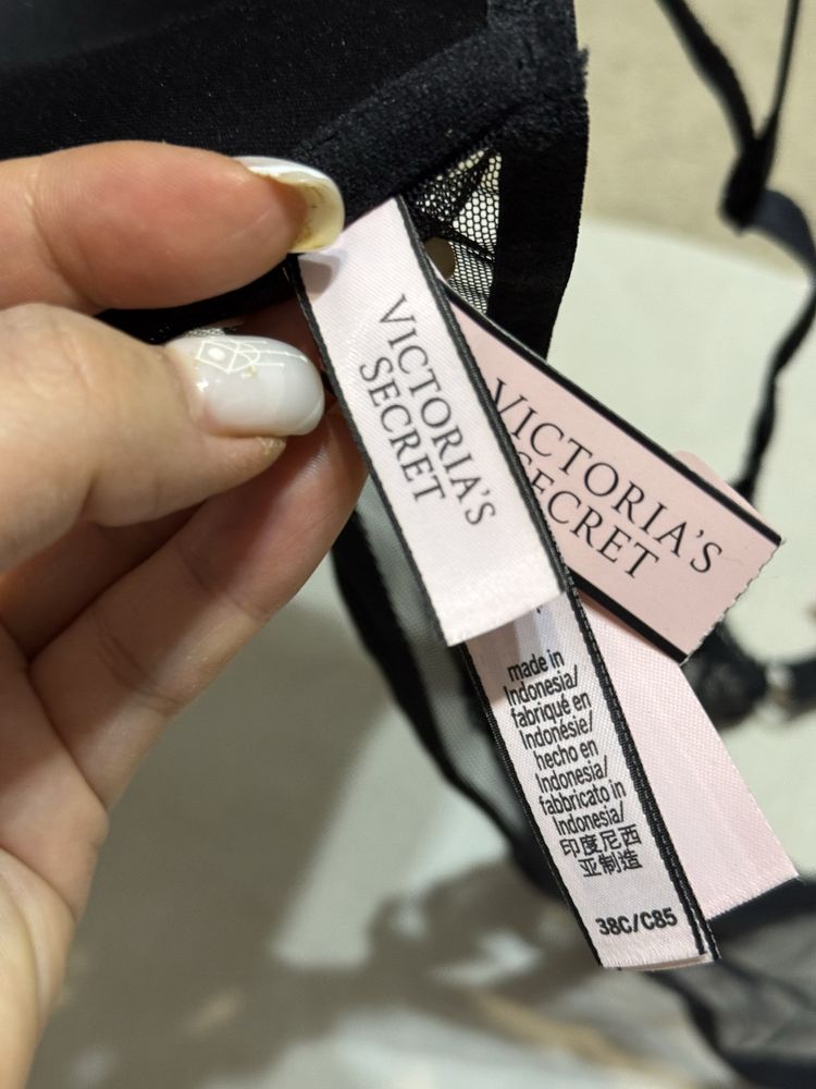 Нижнее бельё комплект Victoria secret