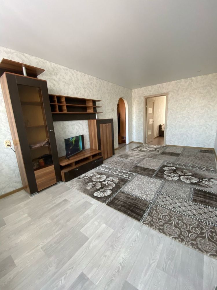 Продаеттся 2-х ком кв в районе Циалковски