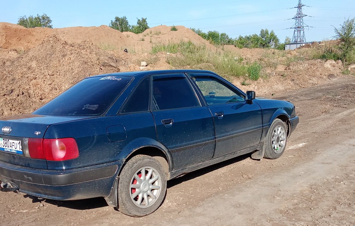 Продам Ауди 80 б4