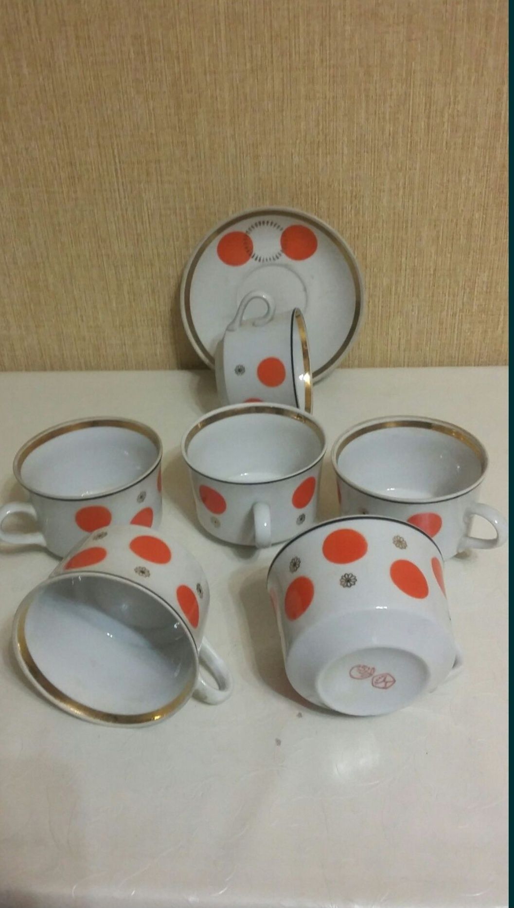 Продам чайный ,кофейный сервиз..