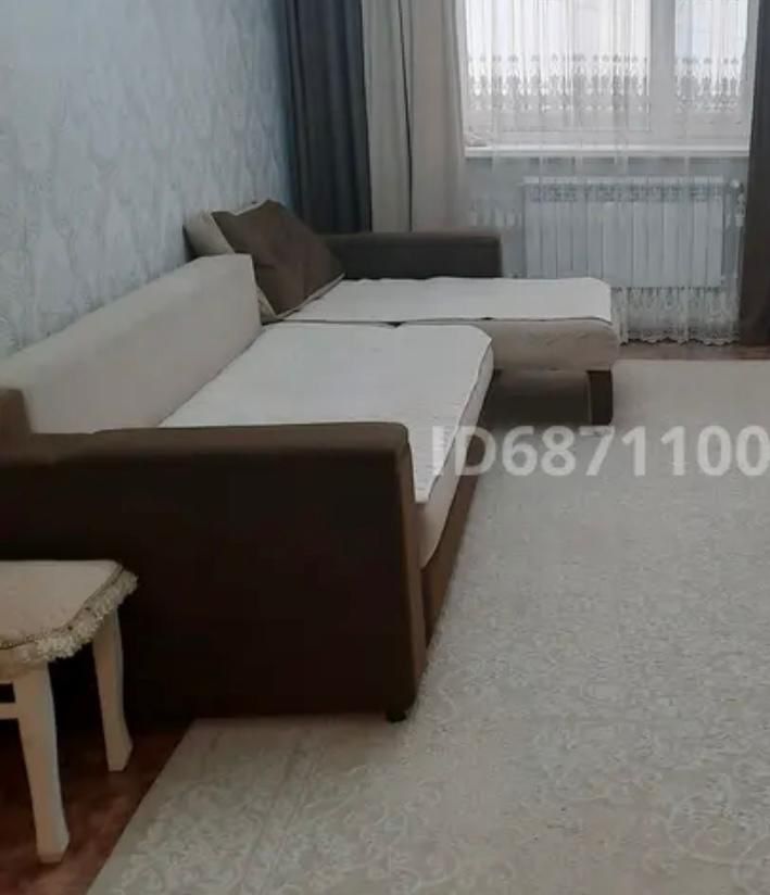 Продам Стиралку,шкаф,2 ковра,диван большой