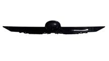Молдинг крышки багажника (без хром накладки) Camry V50 15-17