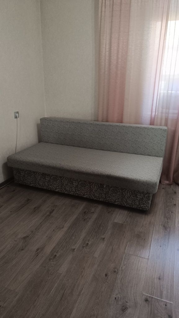 Продам диван тахту