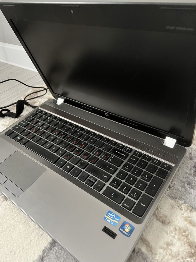 Ноутбук hp в хорошем состояний