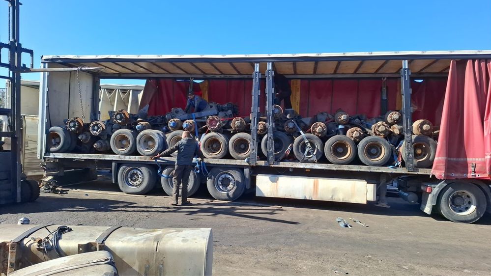Автозапчасти прицепы полуприцепы
