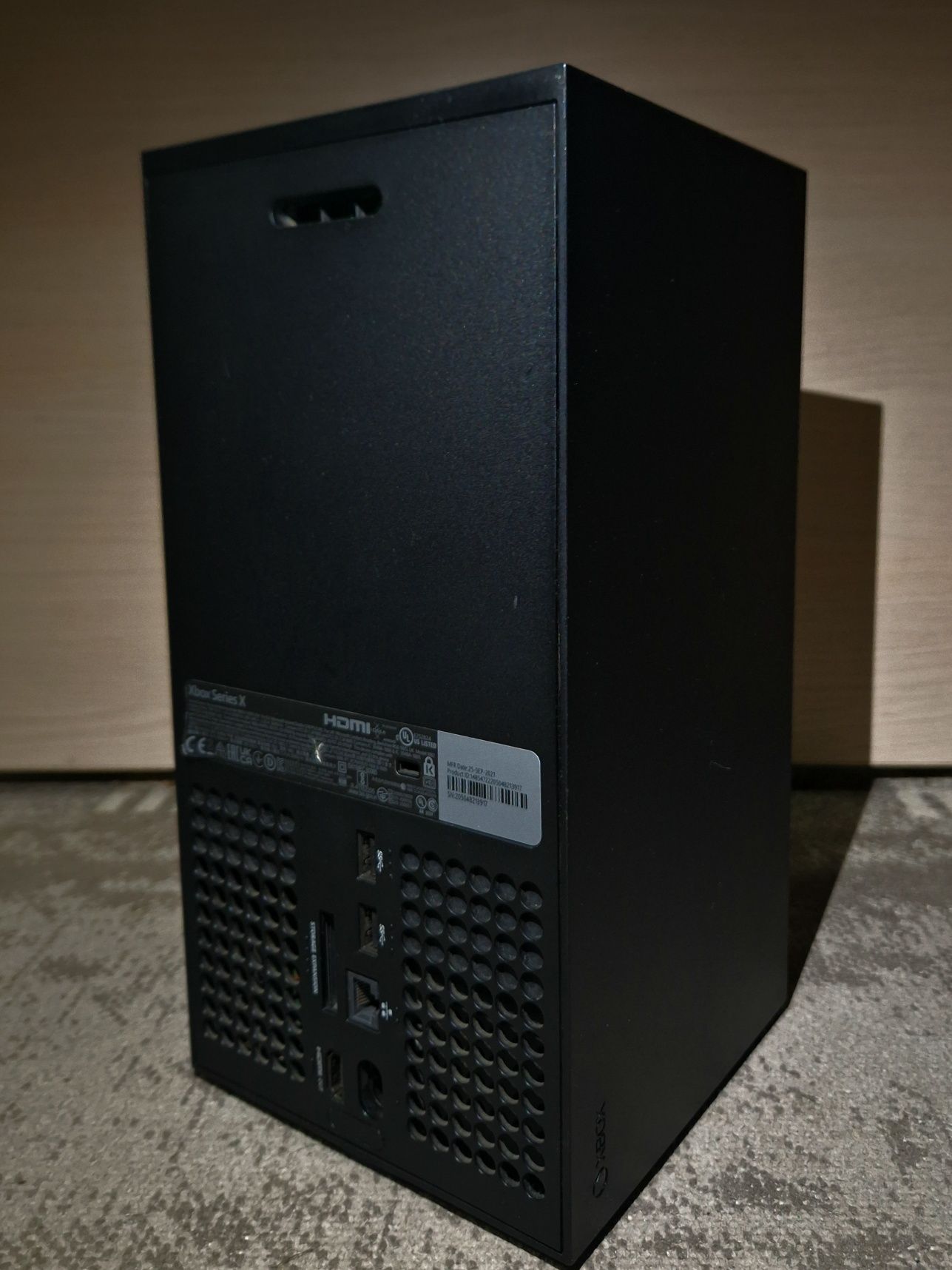 Xbox Series X+2 геймпада