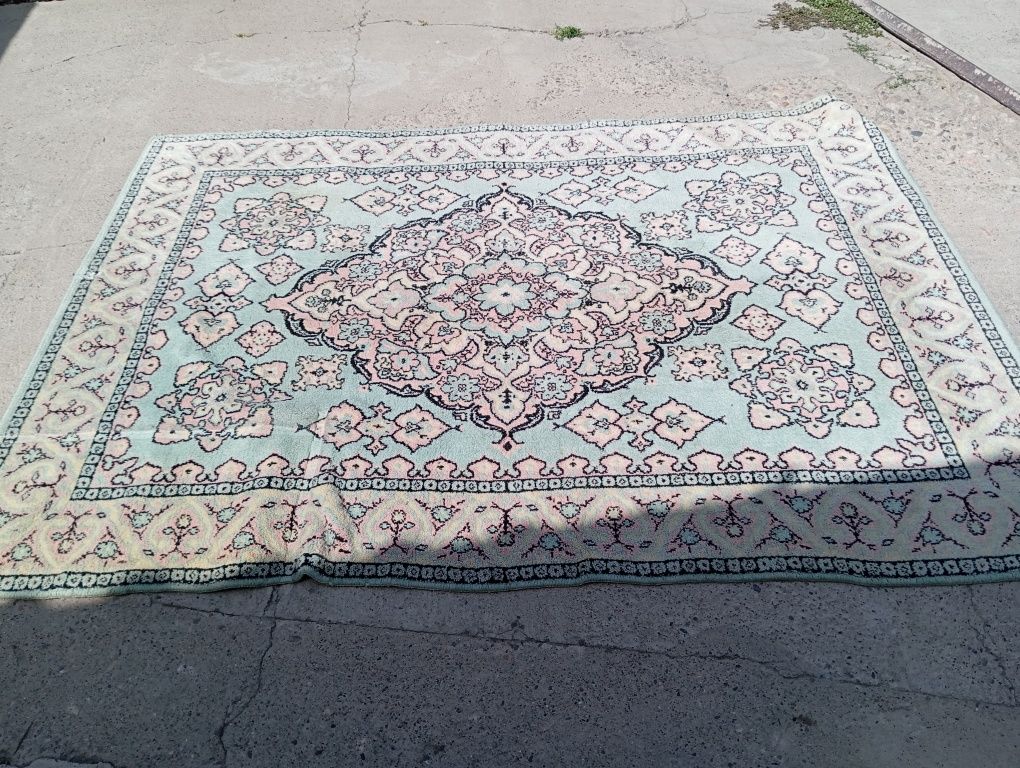 Продаю ковры, велосипед