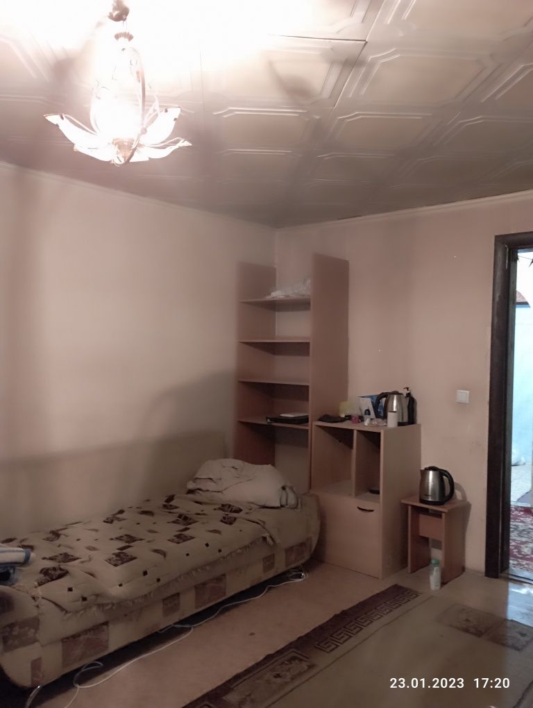Дом продам с большим гаражом срочно