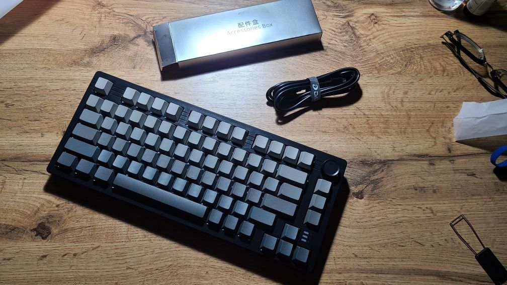 Механическая клавиатура Dareu EK75 Pro