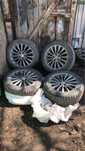 Продам диски r18 с резиной