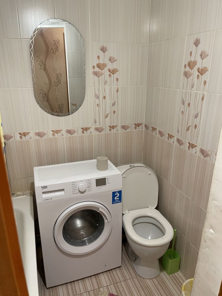 1 ком в центре по Азаттык