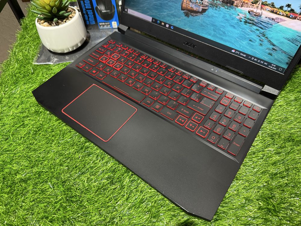Игровой Ноутбук Эйсер Нитро 5 Core i5-10300H/8GB/SSD512/GTX1650