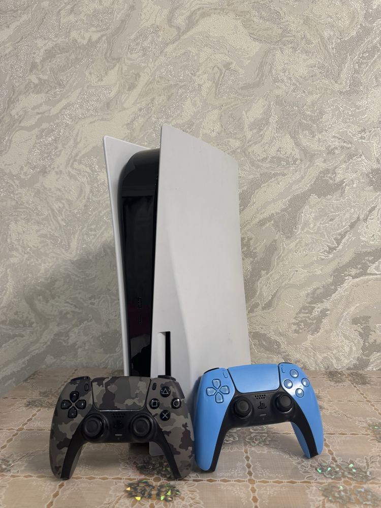 Продам Playstation 5 два геймпада 8 игр