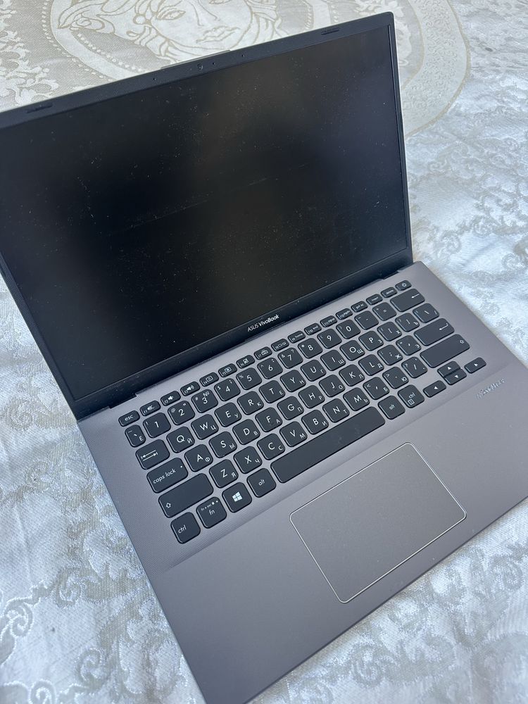 Продам ноутбук ультрабук Асус Asus в хорошем состоянии!