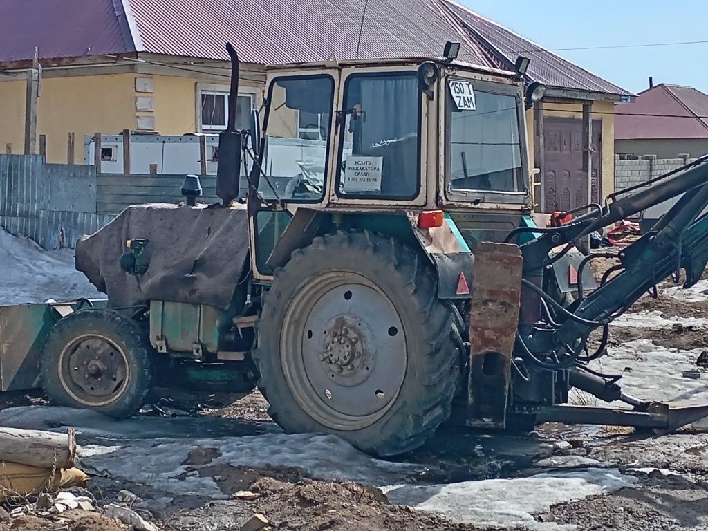 Продаётся ЮМЗ экскаватор