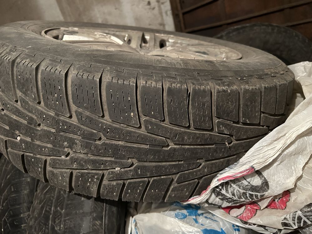 Балон сайлун 235,65,R17