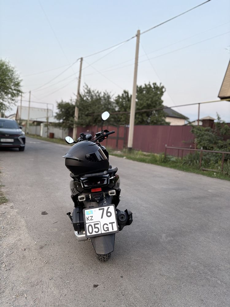 Продаю танк в хорошем состояний почти новый поставлена на учет