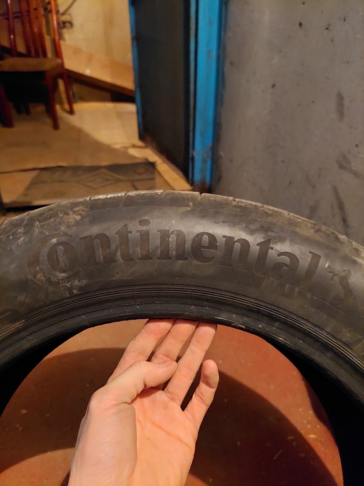 Continental 215/55/17 лето, пара