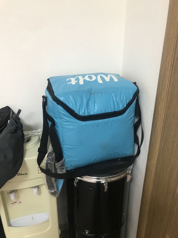 Продам курьерскую сумку