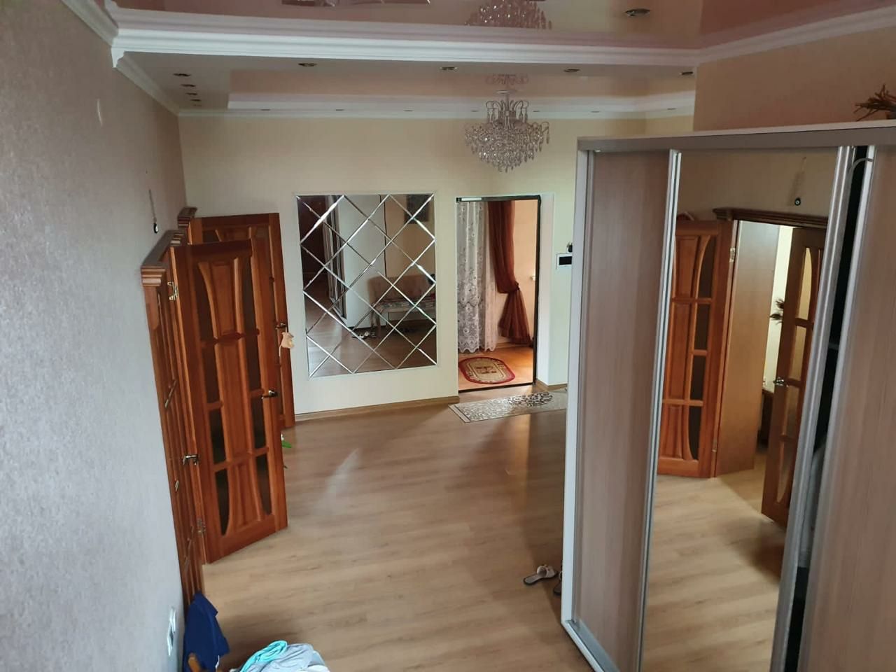Продам коттедж 290 м2 Самал 3 НЕ ТОПИЛО!!!