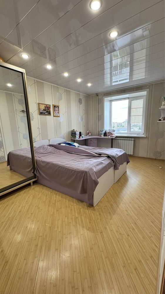 Продам 3 комнатную квартиру район 6 школы