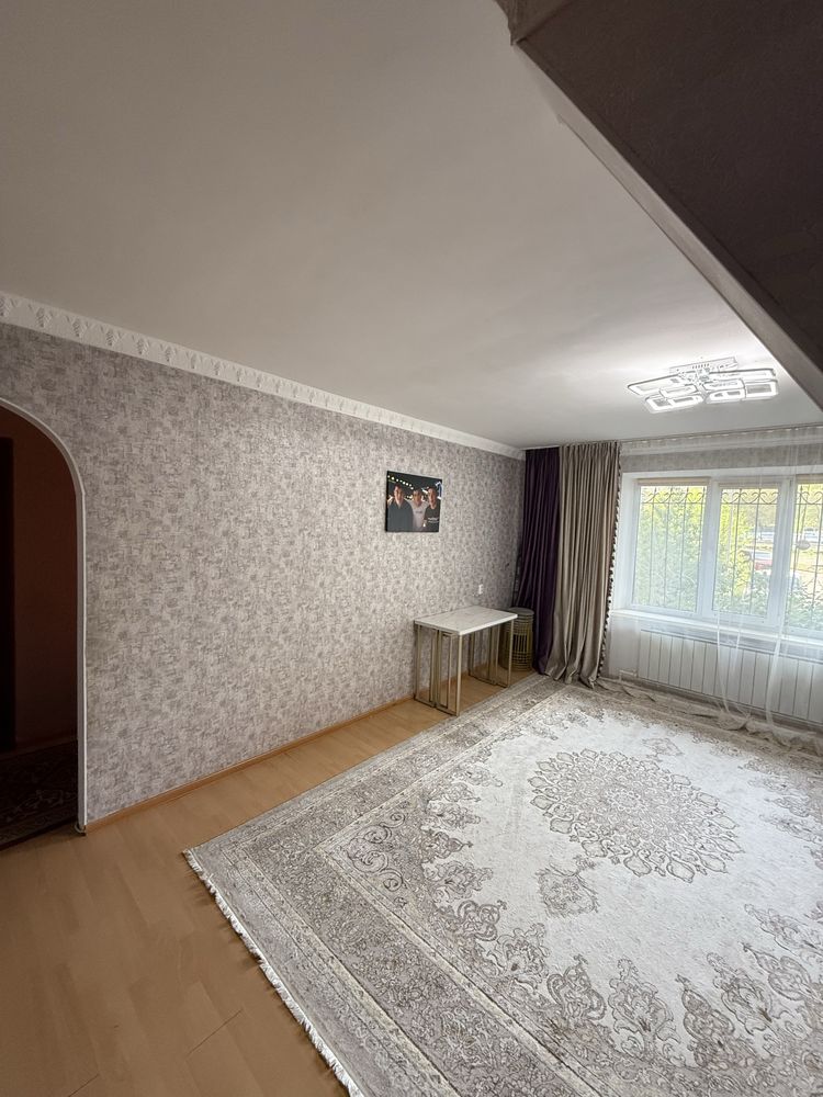 Продается 4-ком квартира.