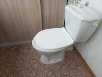 Продаю унитаз в хорошем состоянии