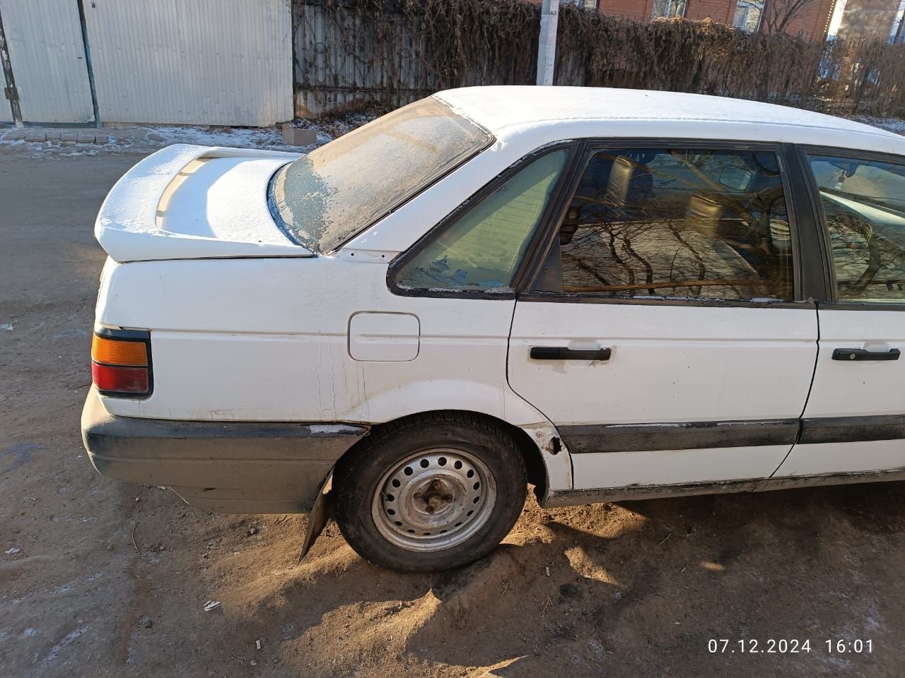Автомобиль легковой