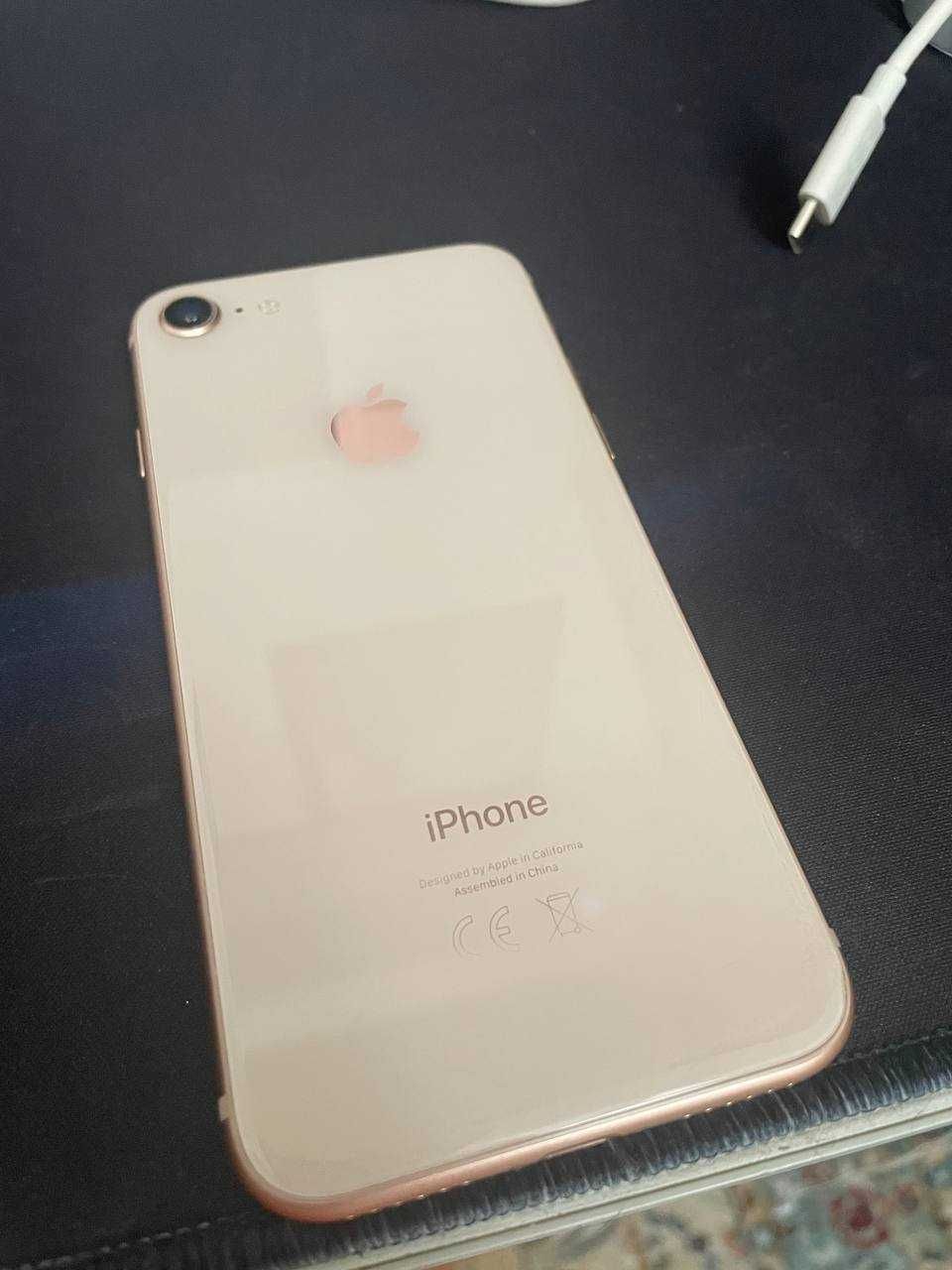 Iphone 8 64 GB в идеале