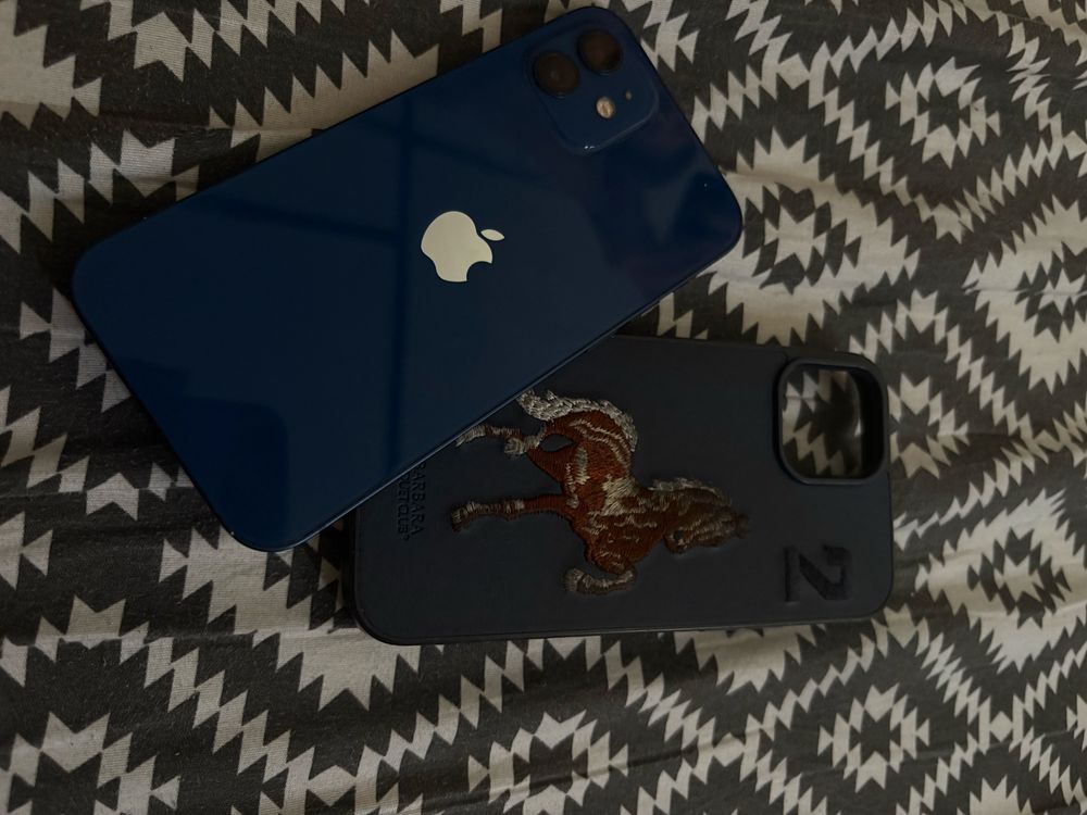 Iphone 12 с каробкой