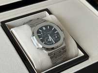 Часы Patek Philippe Nautilus