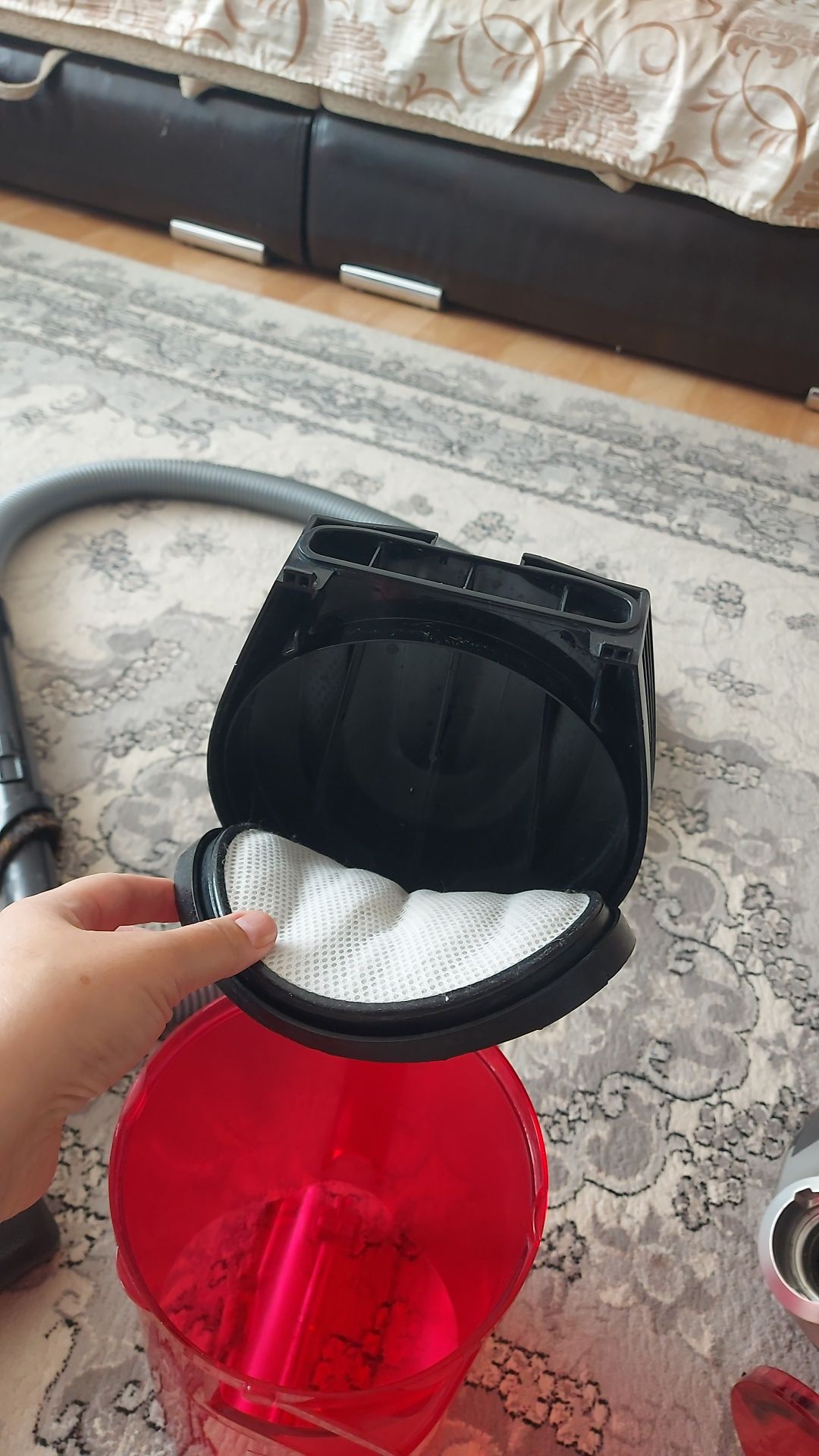 Пылесос фирмы Tefal с 6 насадками