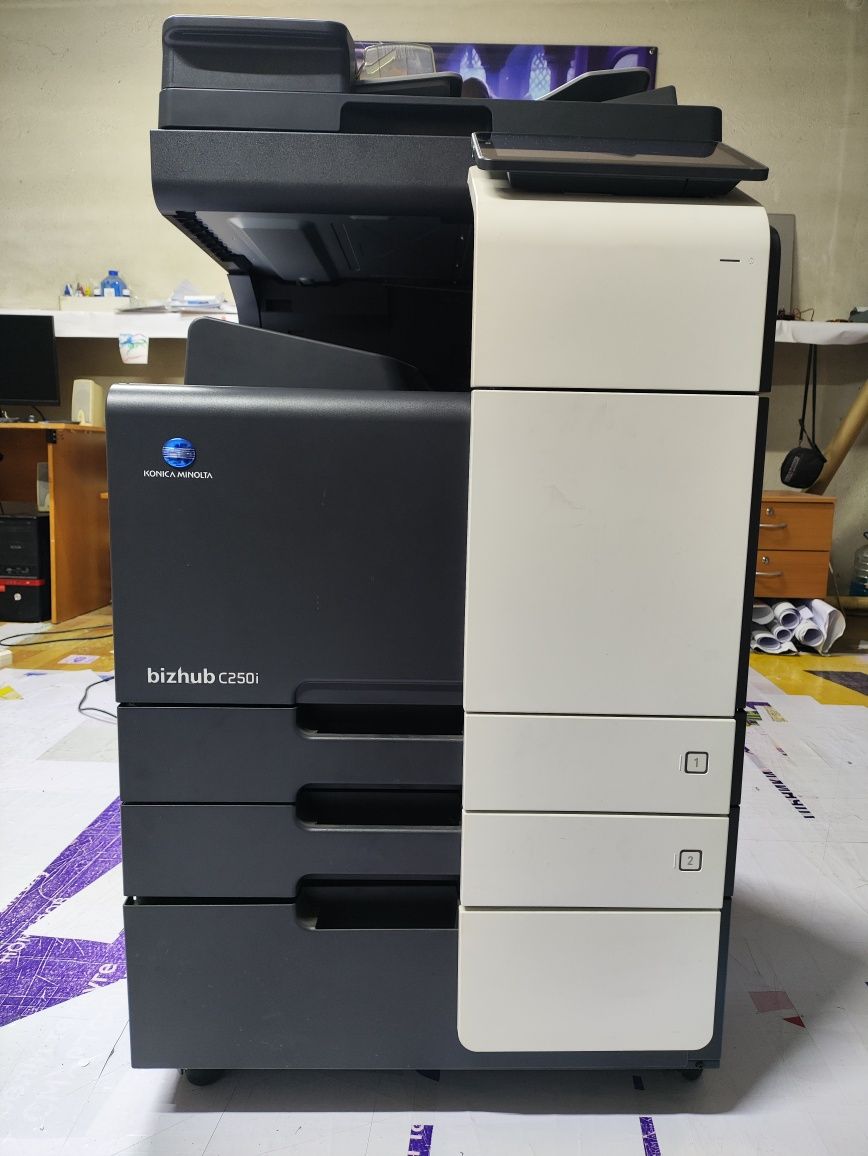 Полноцветное лазерное МФУ Konica Minolta C250i