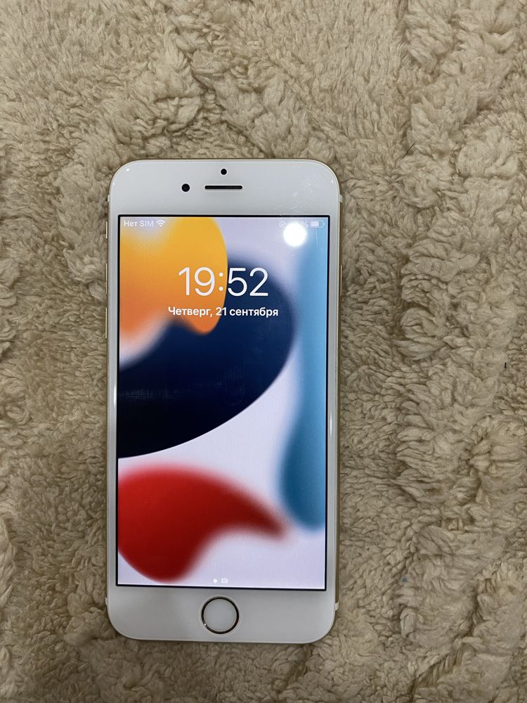 Продам айфон 6s .