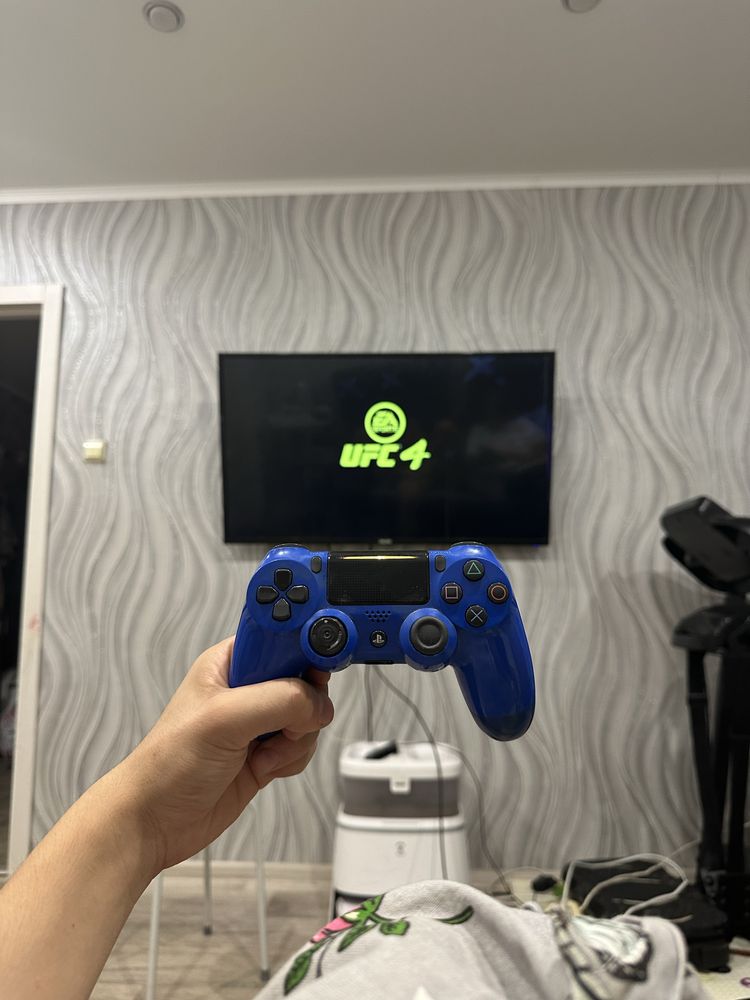 PlayStation 4 Slim 512 GB