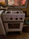 Продам газовую плиту