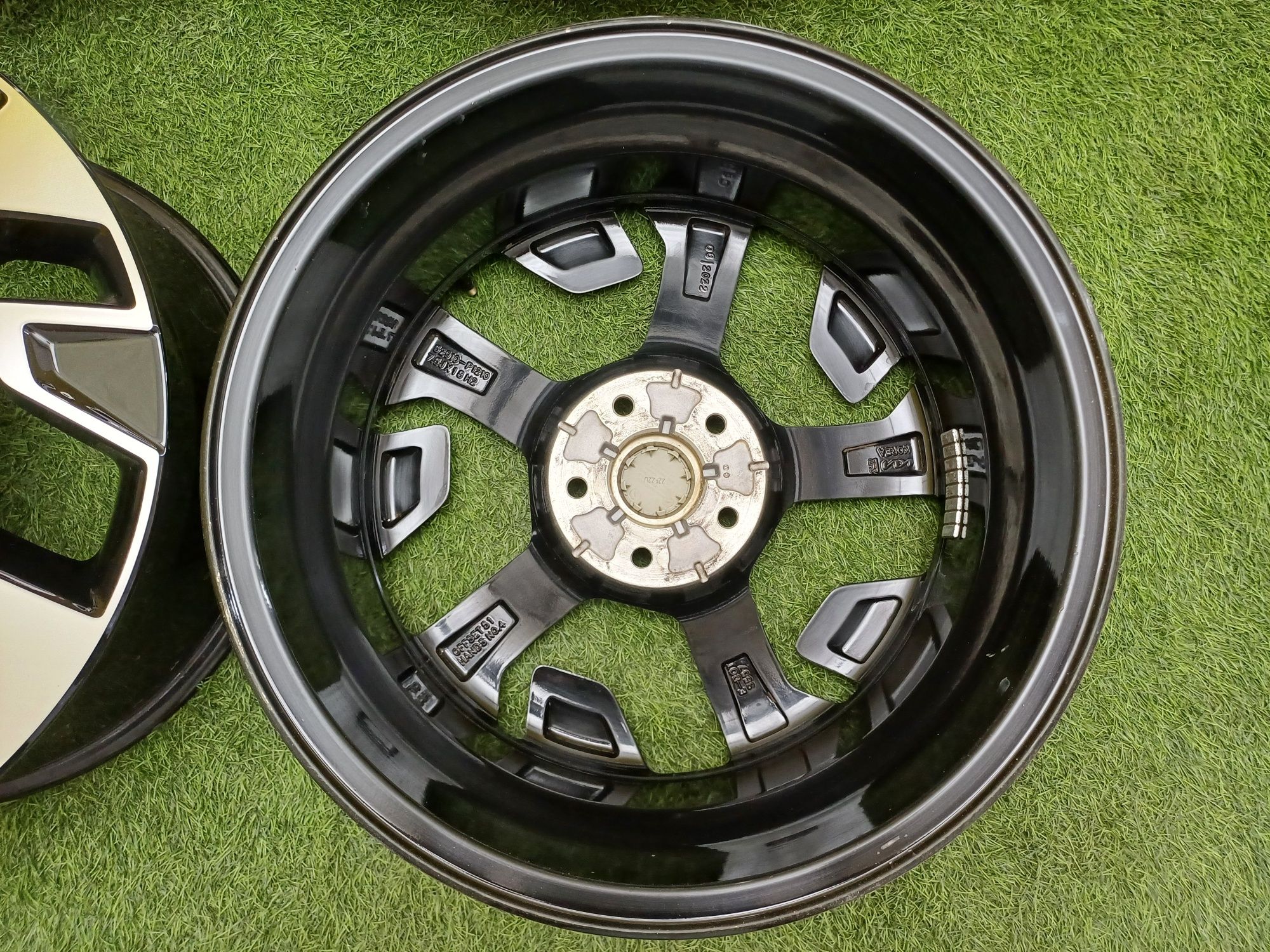 Диски R18 5×114.3 на Kia и другие.