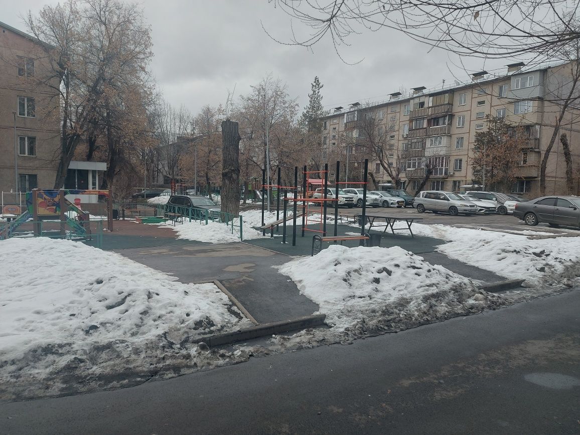 Комната в общежитии общага
