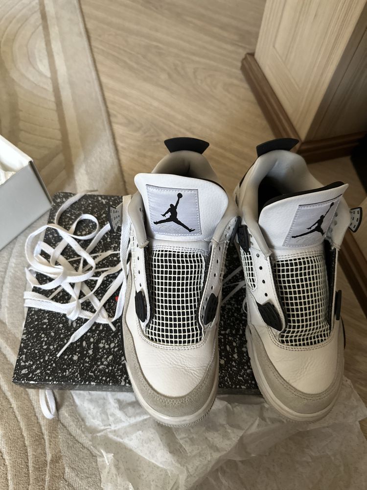 Баскетбольные кроссовки kyrie 4 low
